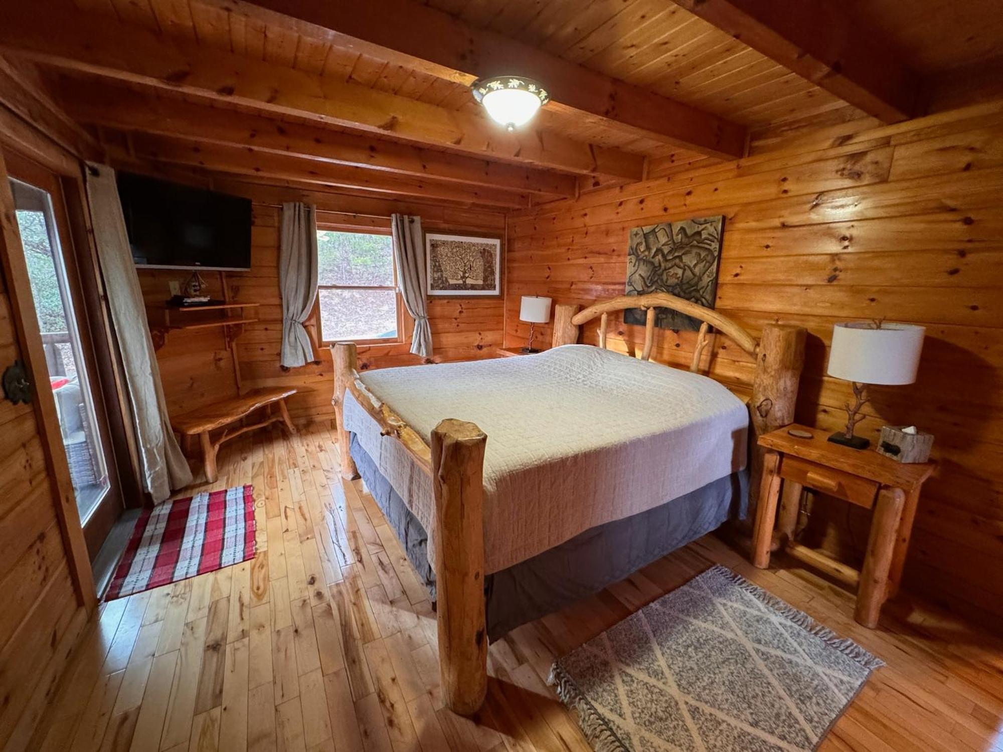 Smoky Paws - Exceptional Cabin, Stunning Mountain Views, Hot Tub, Tranquil, Gigabit Internet, Free L2 Ev Pigeon Forge Luaran gambar