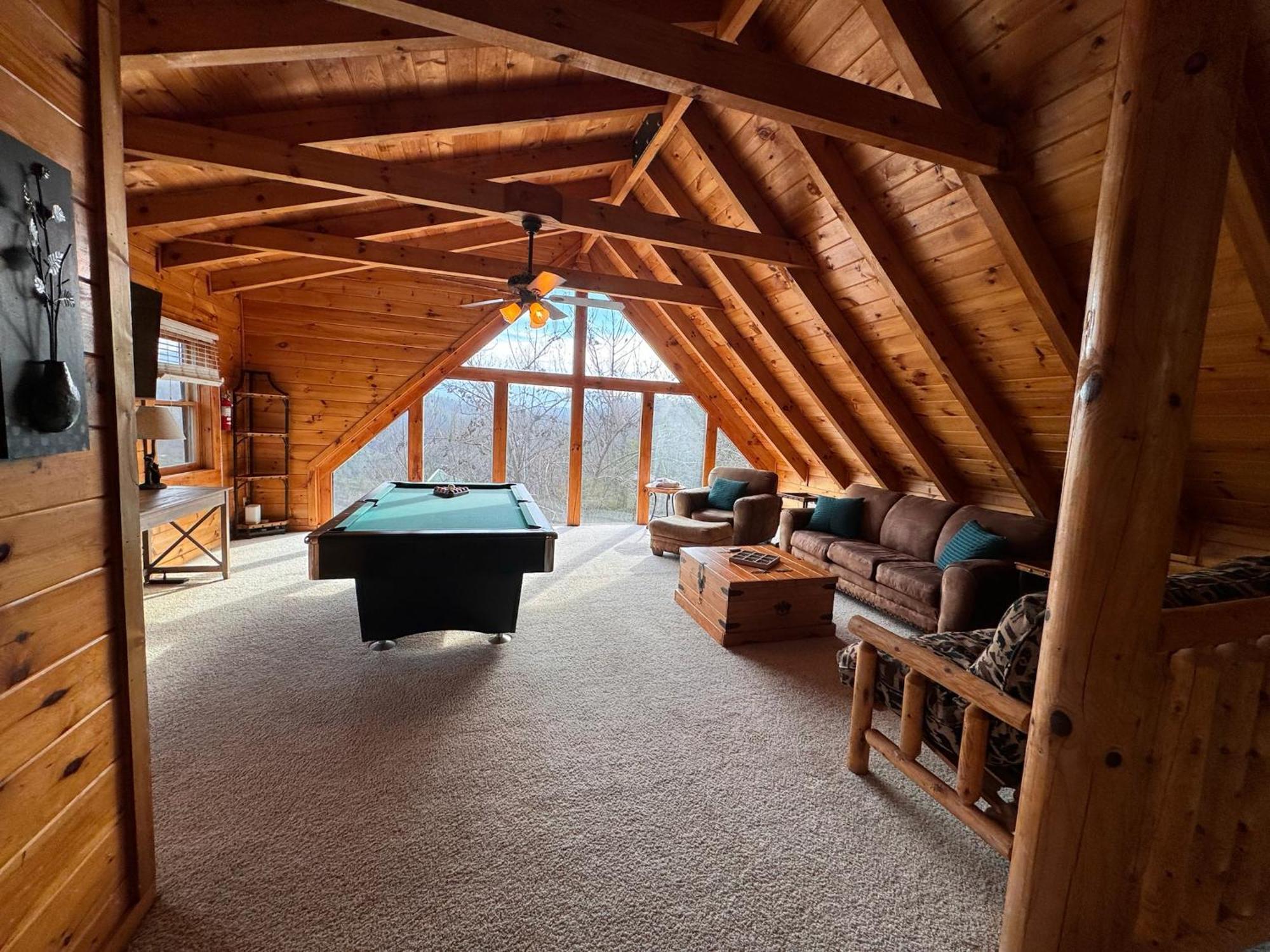 Smoky Paws - Exceptional Cabin, Stunning Mountain Views, Hot Tub, Tranquil, Gigabit Internet, Free L2 Ev Pigeon Forge Luaran gambar
